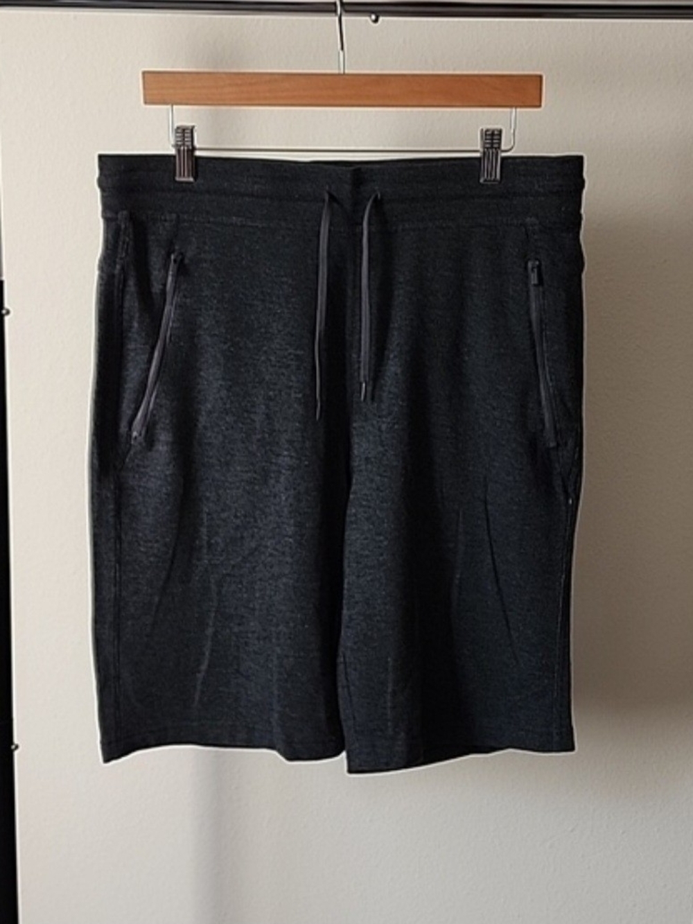 Men's Black Athletic Drawstring Shorts